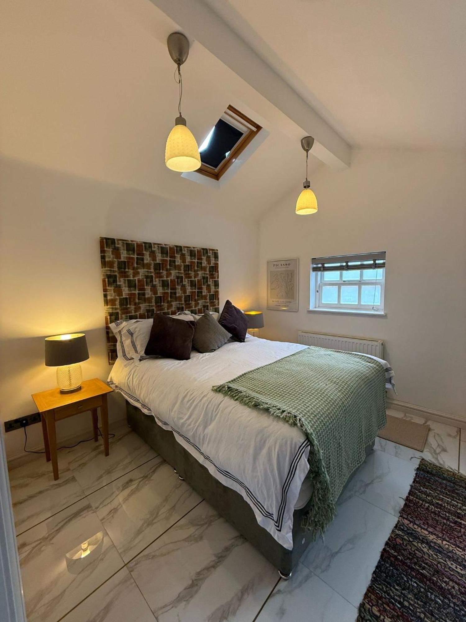 Lovely 2 Bedroom Coach House 5 Minutes From Centre Apartment Birmingham